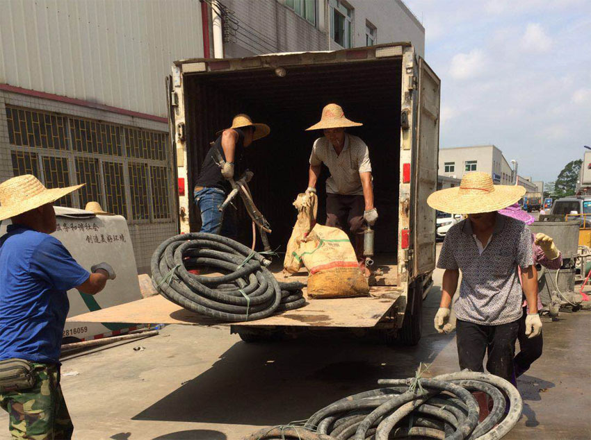 南开一部件厂房地基出现下沉注浆加固